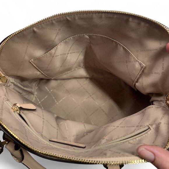 Michael Kors Cindy Large Dome Satchel Oyster Beige Leather Gold-Tone Hardware - Picture 8 of 8